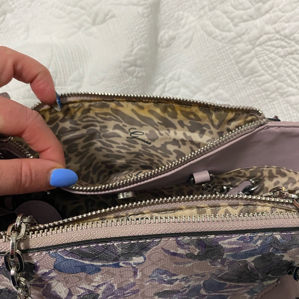 Guess Handbag - Picture 10 of 13